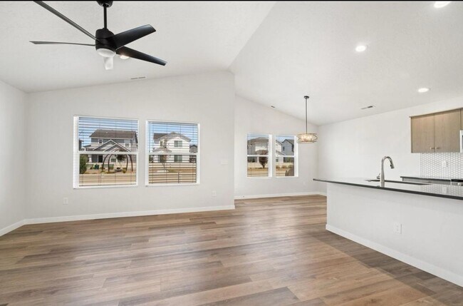 Building Photo - Amazing Home In Meridian!