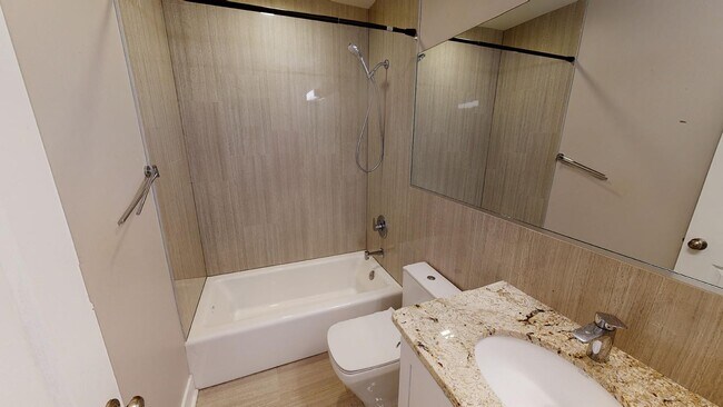 Building Photo - 1152 Oates St NE