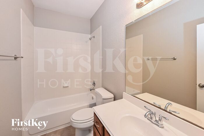 Building Photo - 14302 Merganser Dr