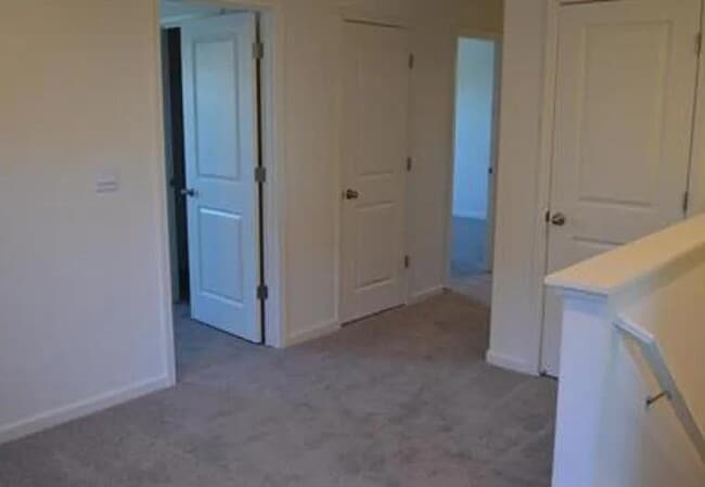 Building Photo - beautiful home