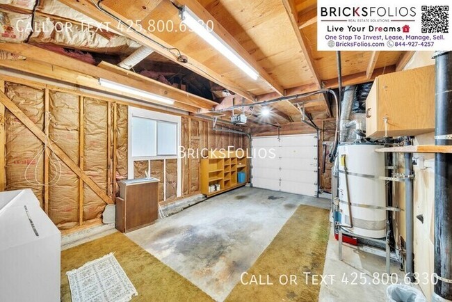 Building Photo - Your Perfect Home Awaits in Juanita, Kirkland