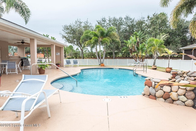 Building Photo - 1921 Muirfield Way SE