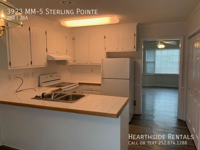 Building Photo - 3923-MM-5 Sterling Pointe Dr