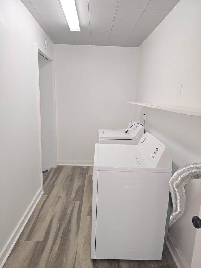 Building Photo - 8802 Malvern Hill Rd