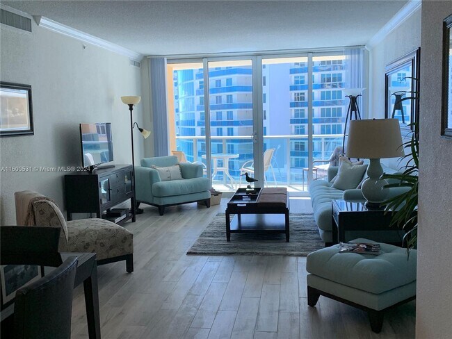Building Photo - 2501 S Ocean Dr
