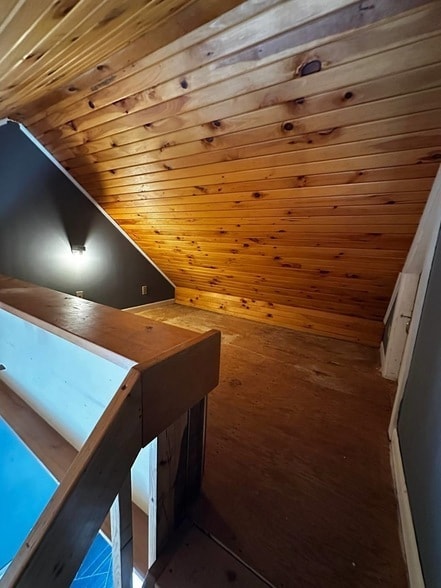 Building Photo - 51 Church St