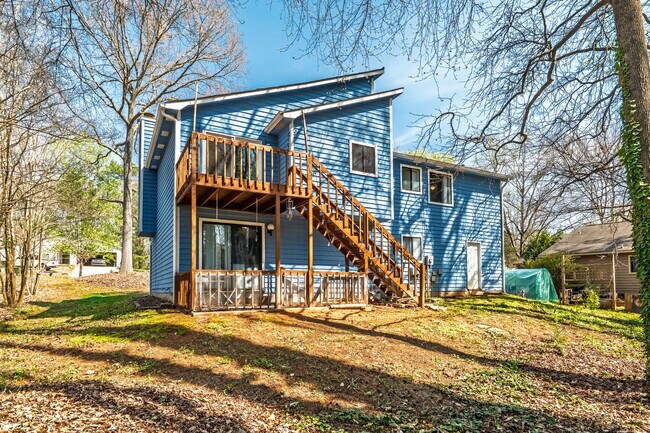 Building Photo - 6530 Thamesmead Ln