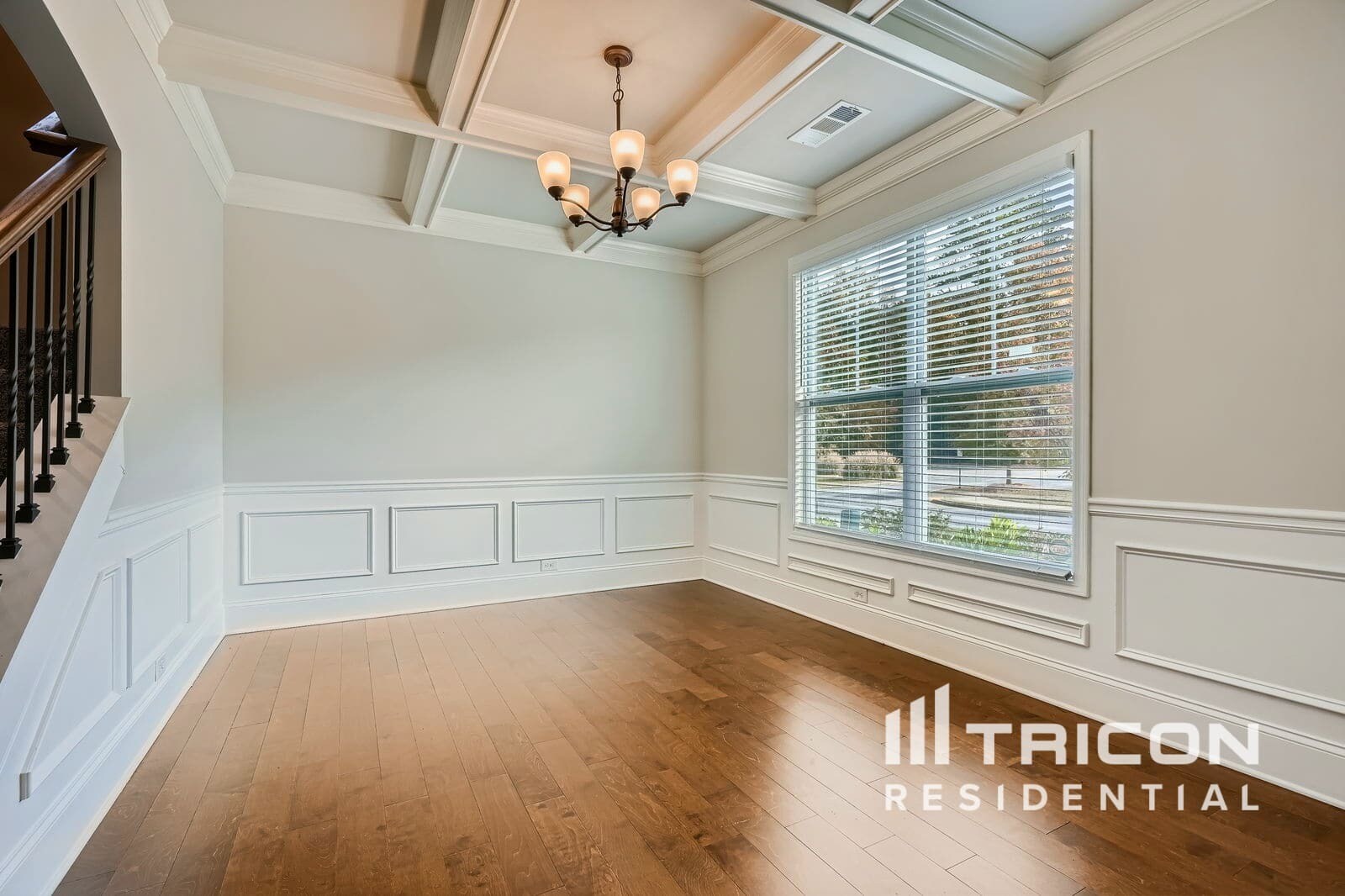 Building Photo - 5928 Wolf Creek Dr