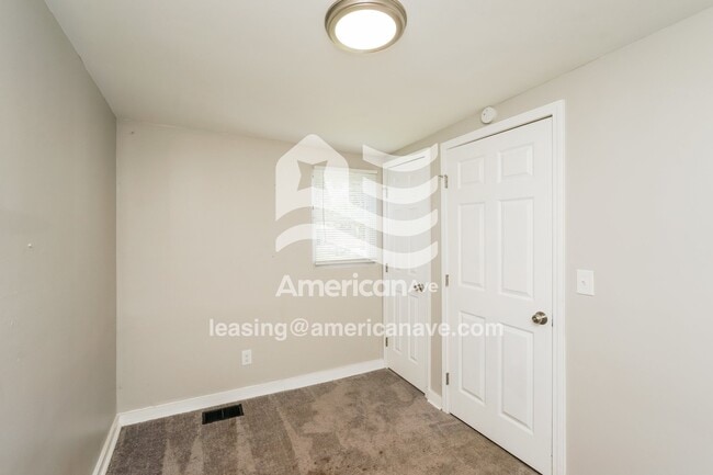 Building Photo - 2810 St Xavier St
