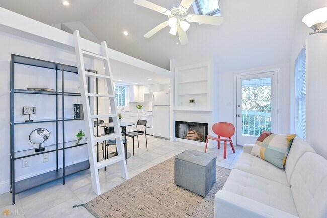 Building Photo - 1146 Oakdale Rd NE