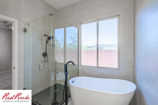 Building Photo - 3 Bedroom Home In Eagle Rock At Snow Canyon With Community Pools