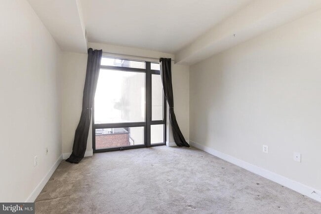 Building Photo - 1211 13th St NW