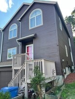 Right side unit - 30 Jeffrey Alan Dr
