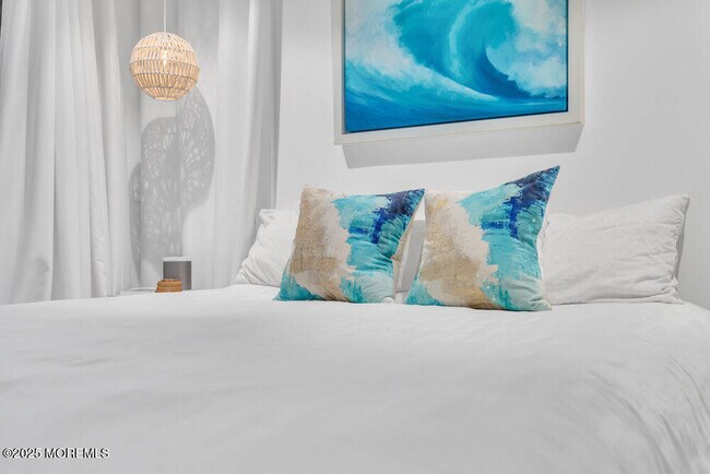 Building Photo - 985 Ocean Ave