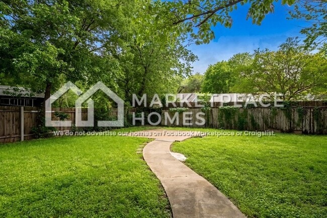 Building Photo - 4605 Brassiewood Dr