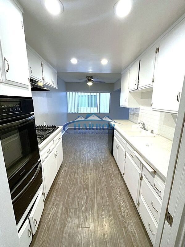 Building Photo - 822 S Leland St