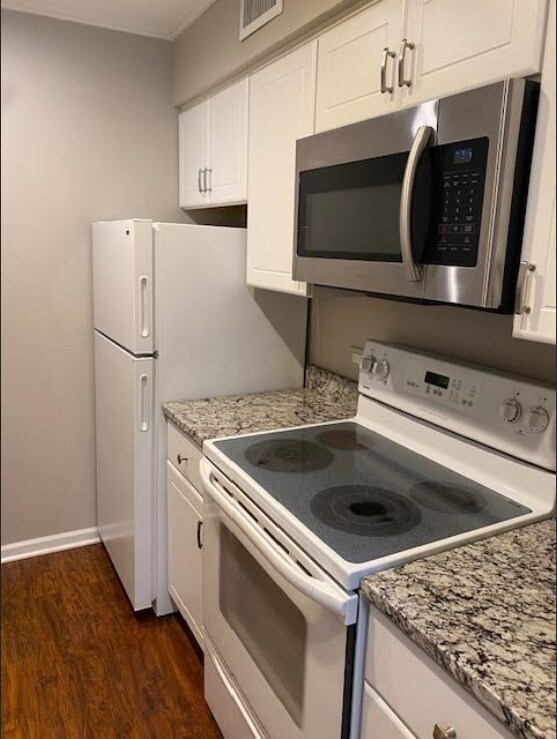 Building Photo - 6178 Knoll Ln Ct