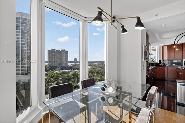 Building Photo - 6000 Island Blvd