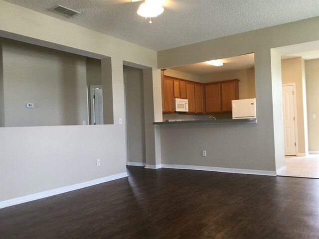 Building Photo - 4542 Gallberry Ct