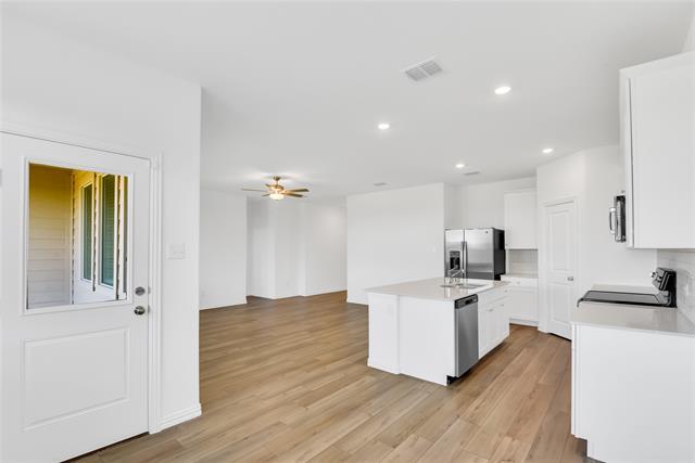 Building Photo - 5126 Penrose Dr
