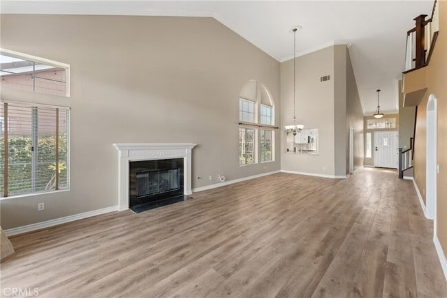 Building Photo - 6430 Regents Ct