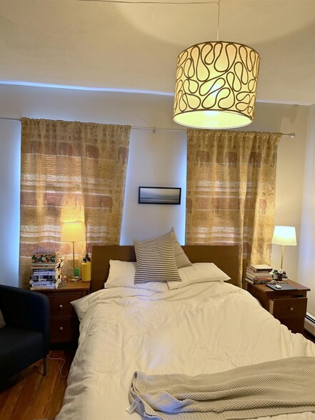 Building Photo - 714 Broadway