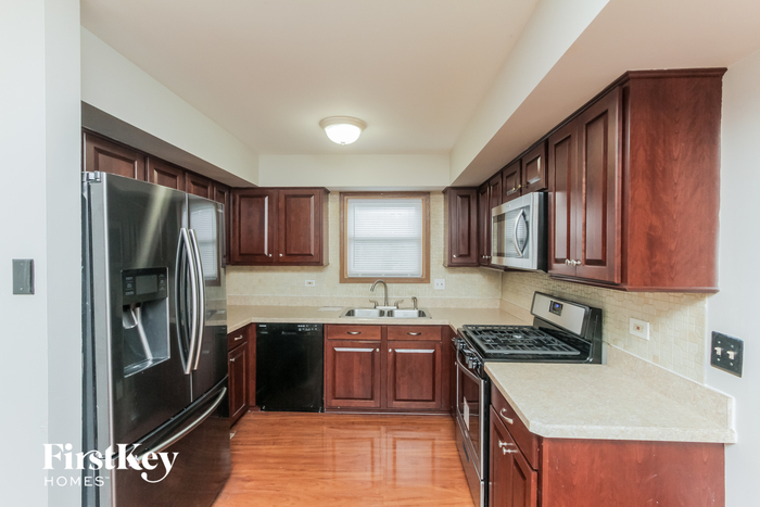 Building Photo - 2207 Wentworth Ct