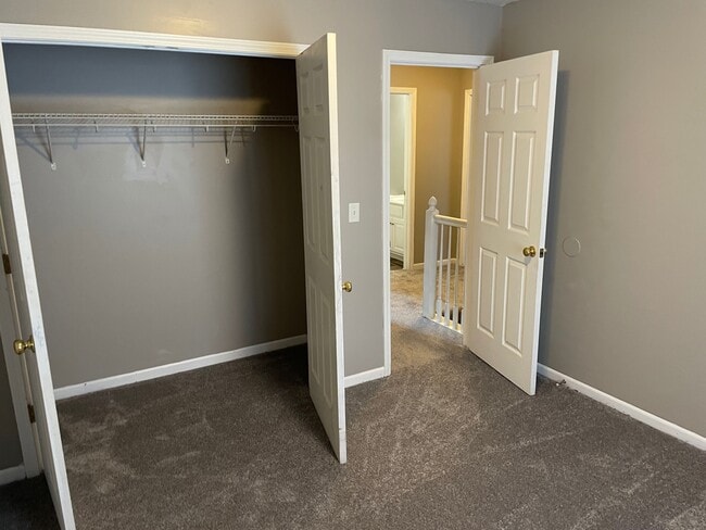 Building Photo - 5100 Hardy Ct