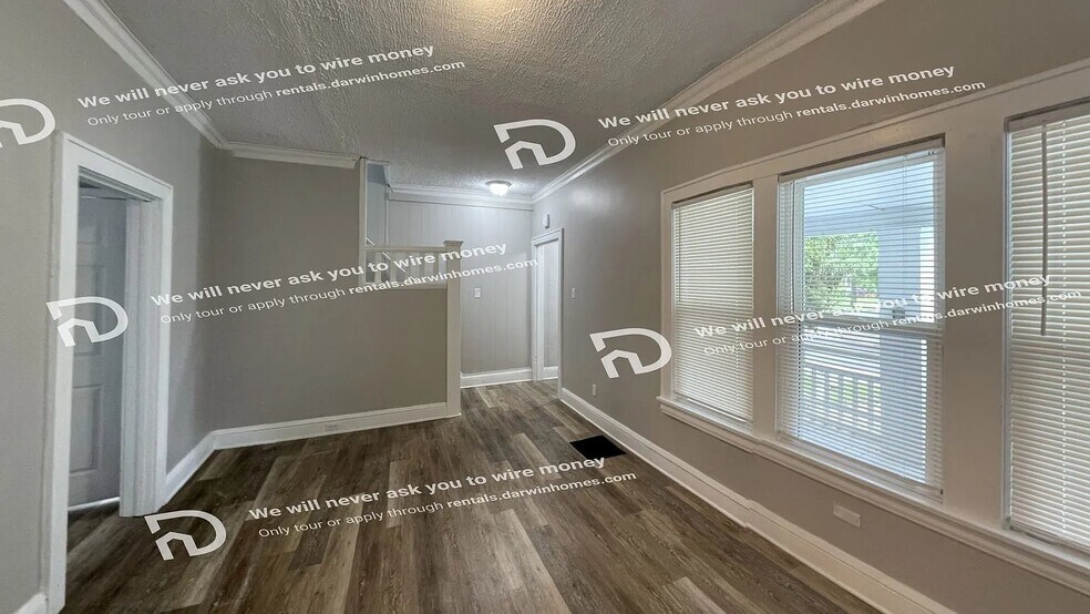 Building Photo - 336 Madison Ave