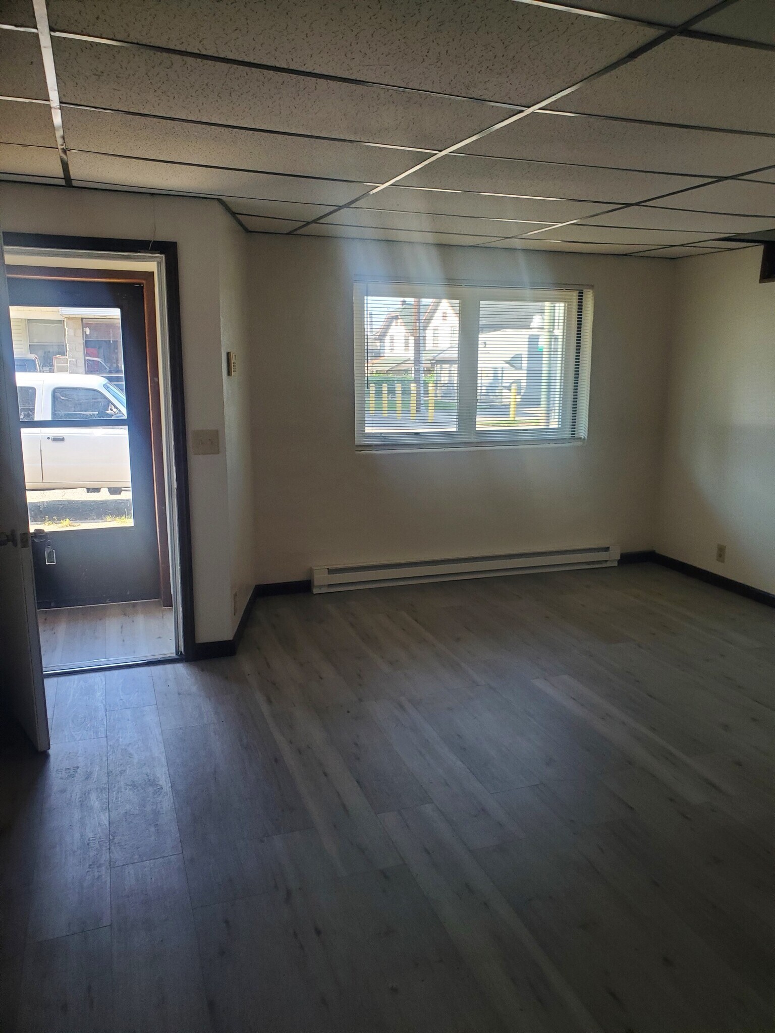 Building Photo - 1613 Huffman Ave