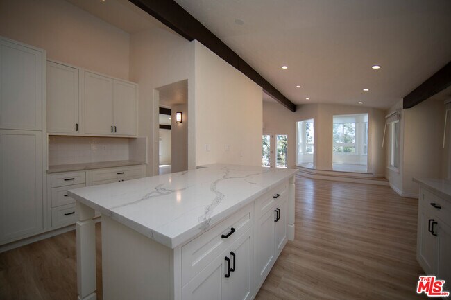 Building Photo - 8351 Zitola Terrace