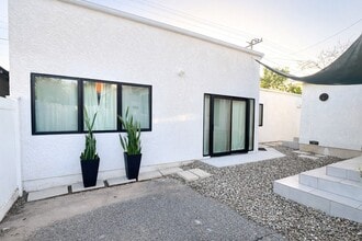 Building Photo - 3636 Gardenia Ave