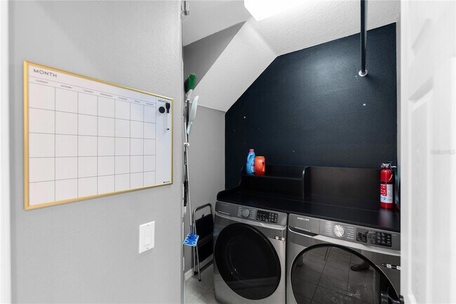 Building Photo - 5617 Whitehead St