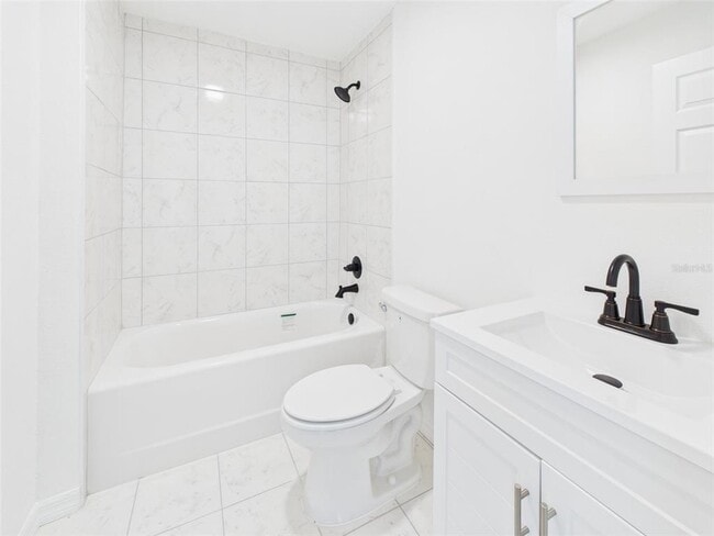 Building Photo - 5323 NW 8th Pl