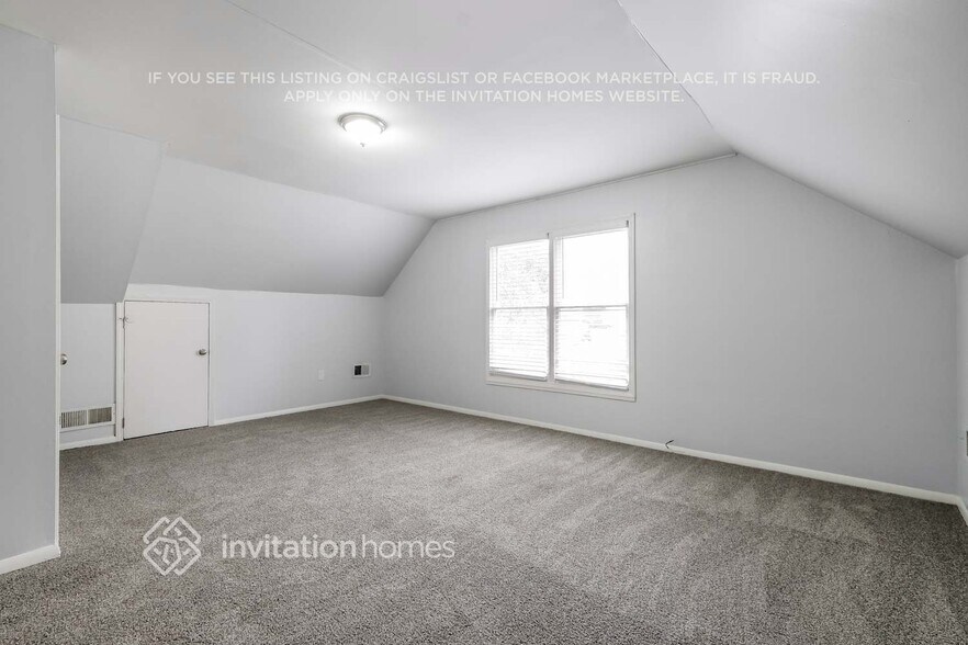 Building Photo - 175 Park Meadows Dr SW