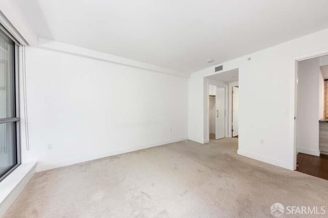 Building Photo - 708 Long Bridge St