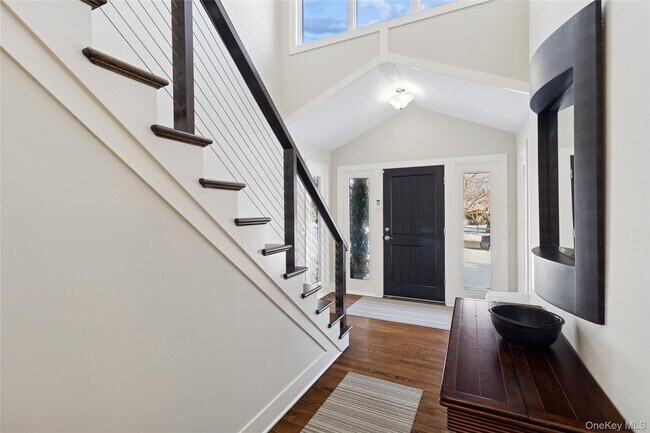 Building Photo - 6 Sunset Rd