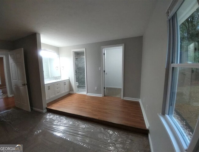 Building Photo - 50 Parkmont Dr