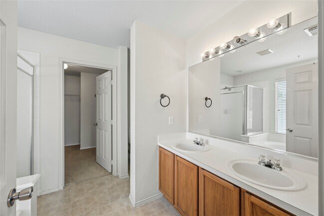 Building Photo - 14954 Sugar Sands Dr