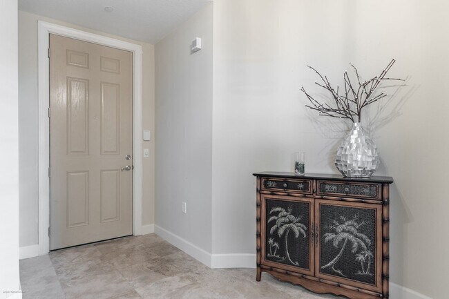 Building Photo - 8581 Amberjack Cir