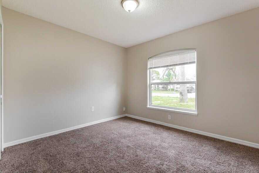 Building Photo - 108 Spanish Bay Dr
