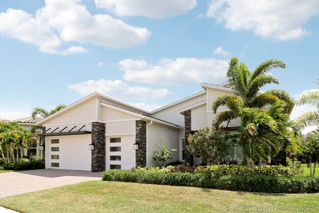 Building Photo - 10909 Stellar Cir