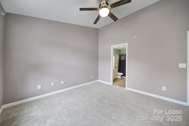 Building Photo - 5037 Sunset Ridge Ct