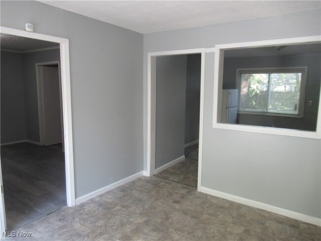 Building Photo - 14314 Viola Ave
