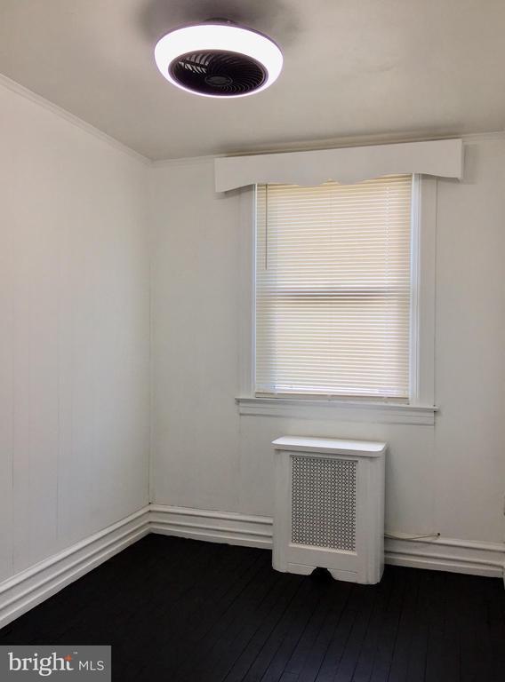 Building Photo - 504 Millbank Rd
