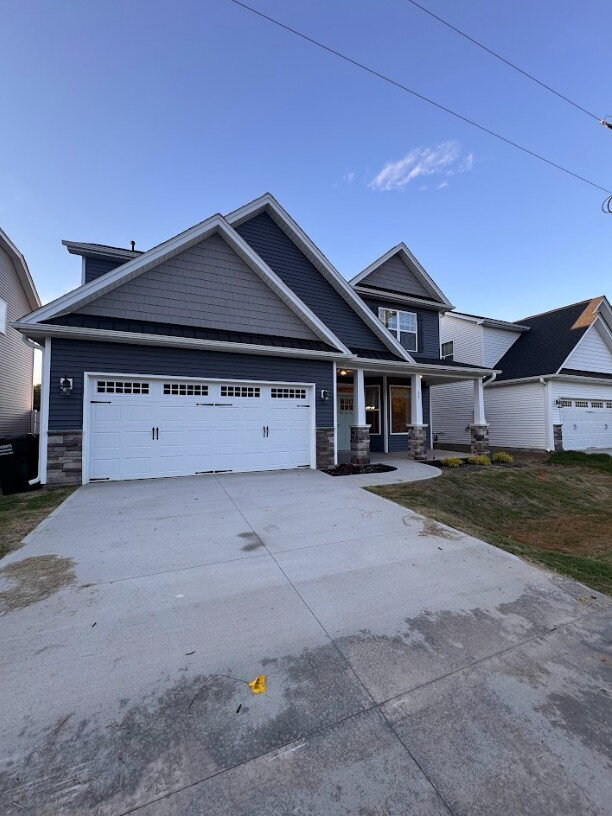 Primary Photo - Sign a 12-month lease now and receive the ...