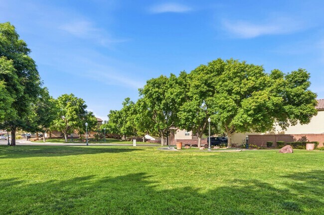Building Photo - 9021 Spirit Canyon Ave