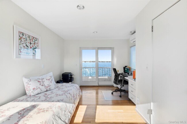 Building Photo - 32 Dune Ln