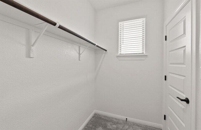 Building Photo - 2725 Woodall Dr