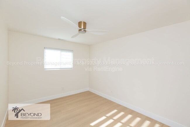 Building Photo - 8987 Jade Coast Ln
